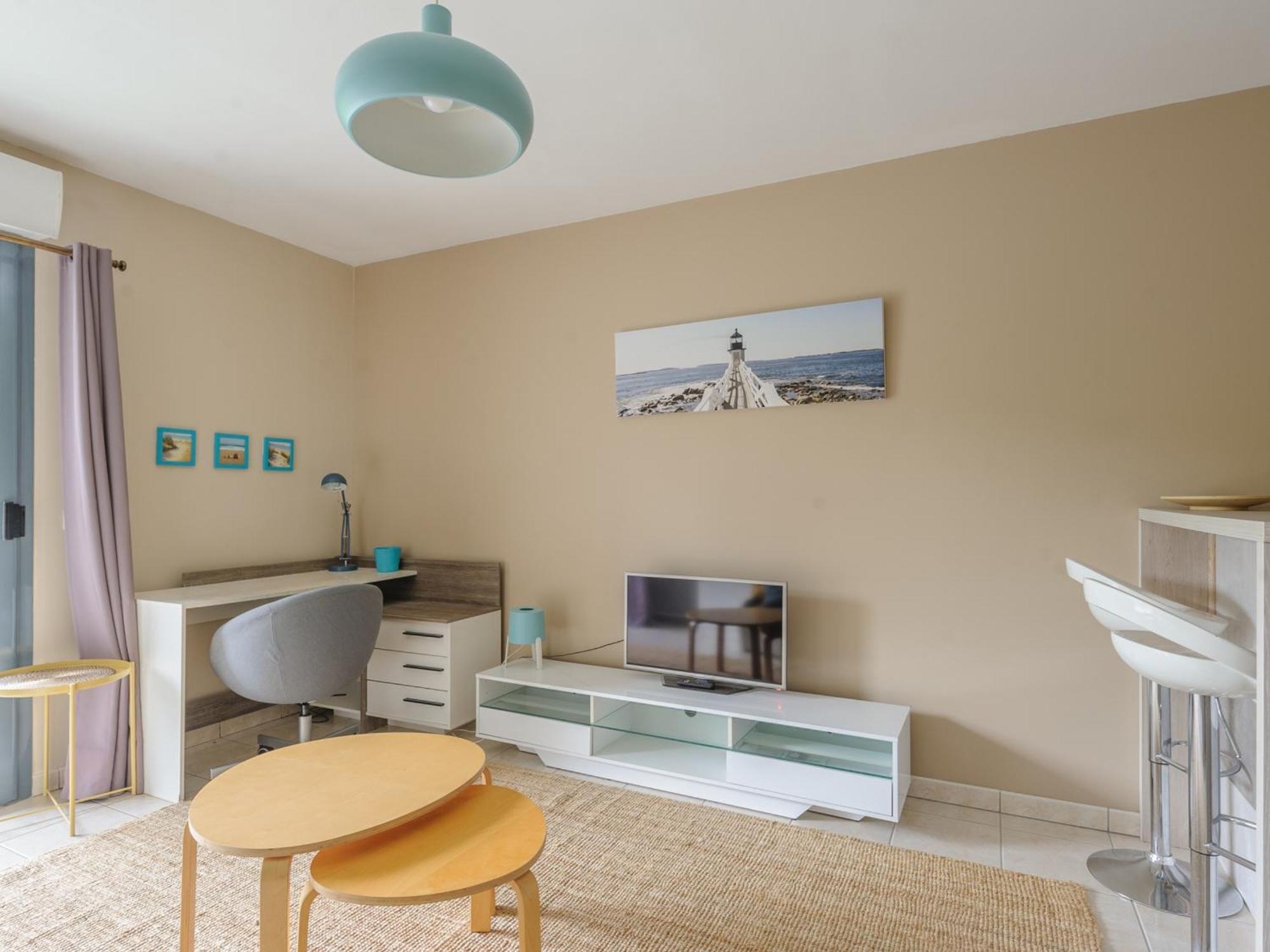 Studio Ensoleille Au Bord De Mer Avec Balcon Et Parking, Proche Centre Et Plage - La Rochelle - Fr-1-535-51 Exterior photo